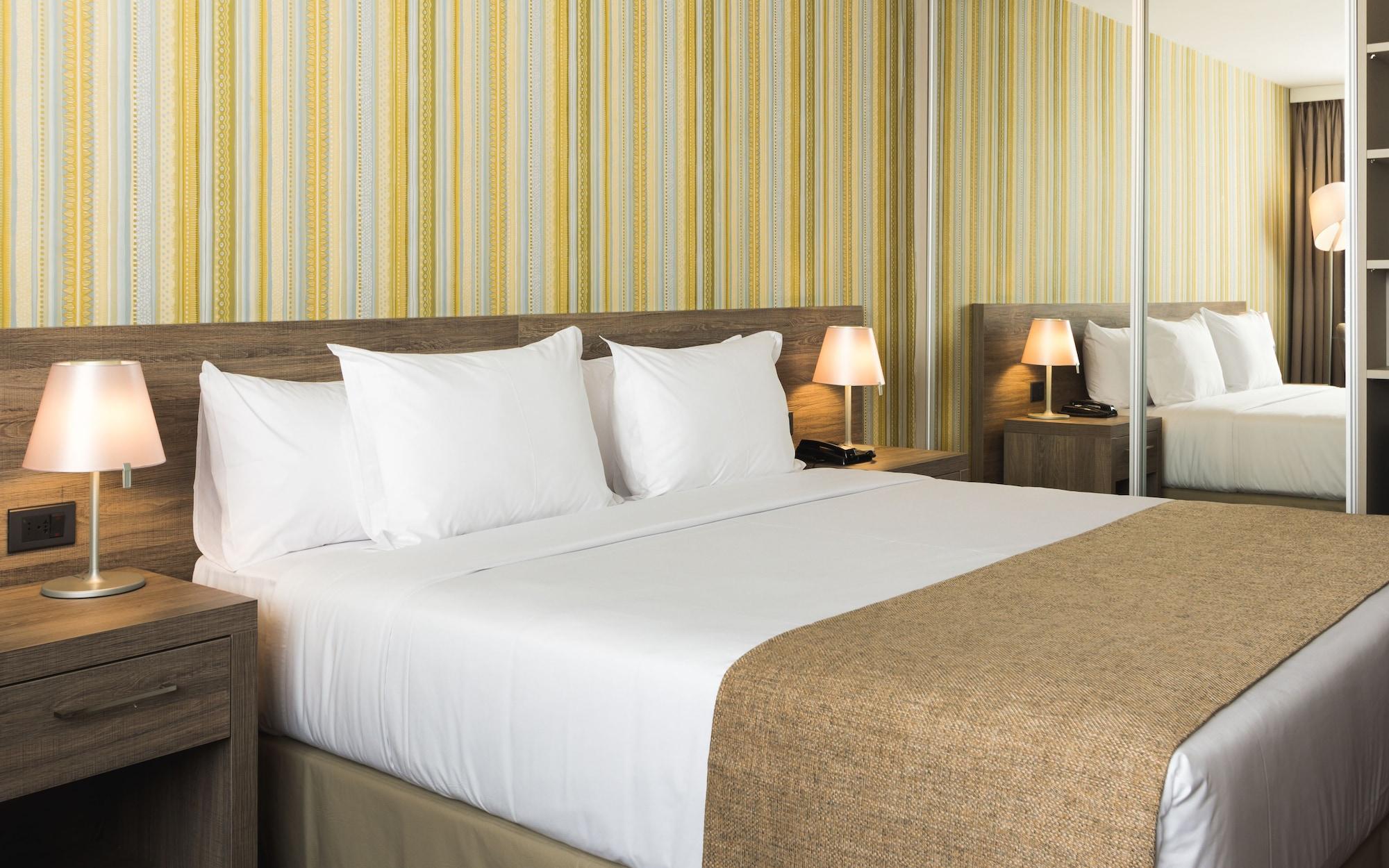 Frontier Hotel ริเวรา ภายนอก รูปภาพ