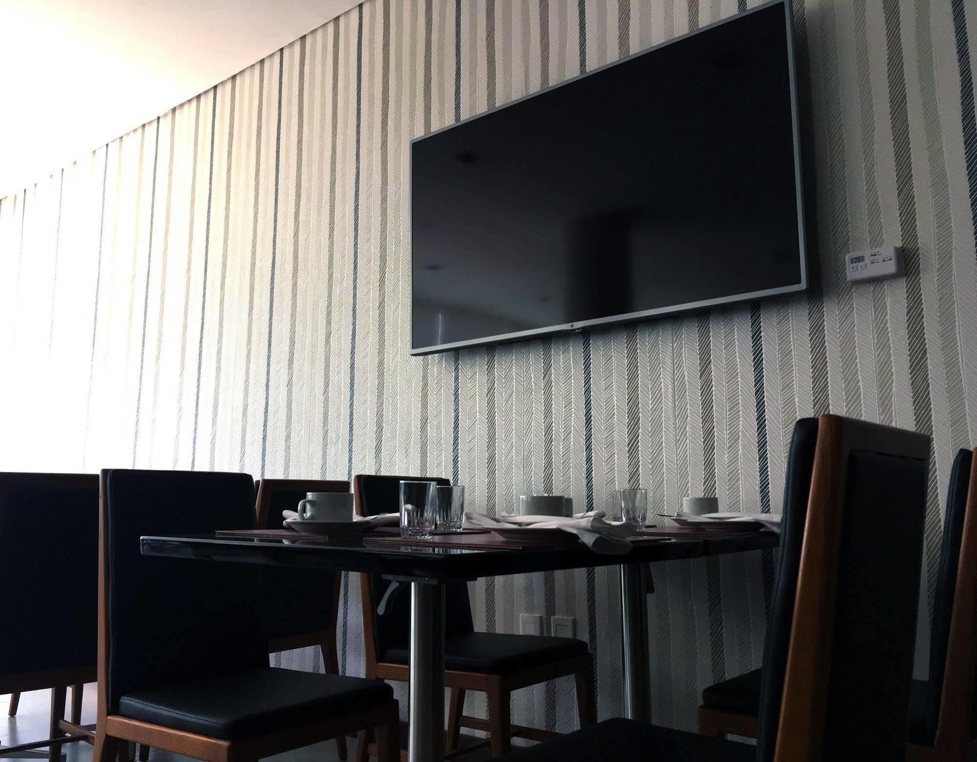 Frontier Hotel ริเวรา ภายนอก รูปภาพ